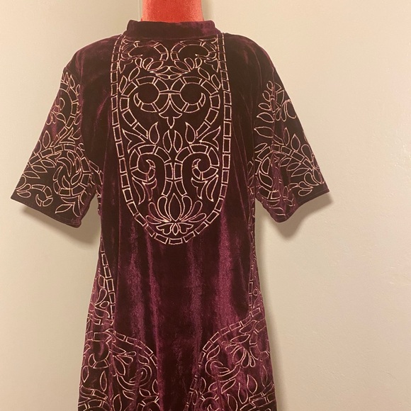 Velour mini dress - Picture 5 of 7